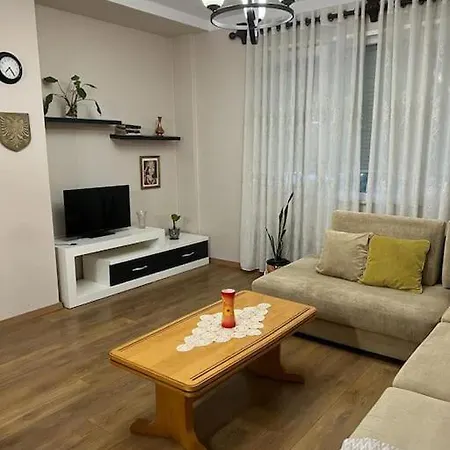 Aferdita Apartment *
